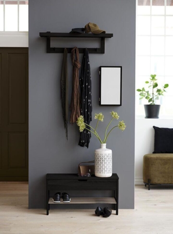 UNO KNAGERÆKKE I SORT MALET MASSIV EG